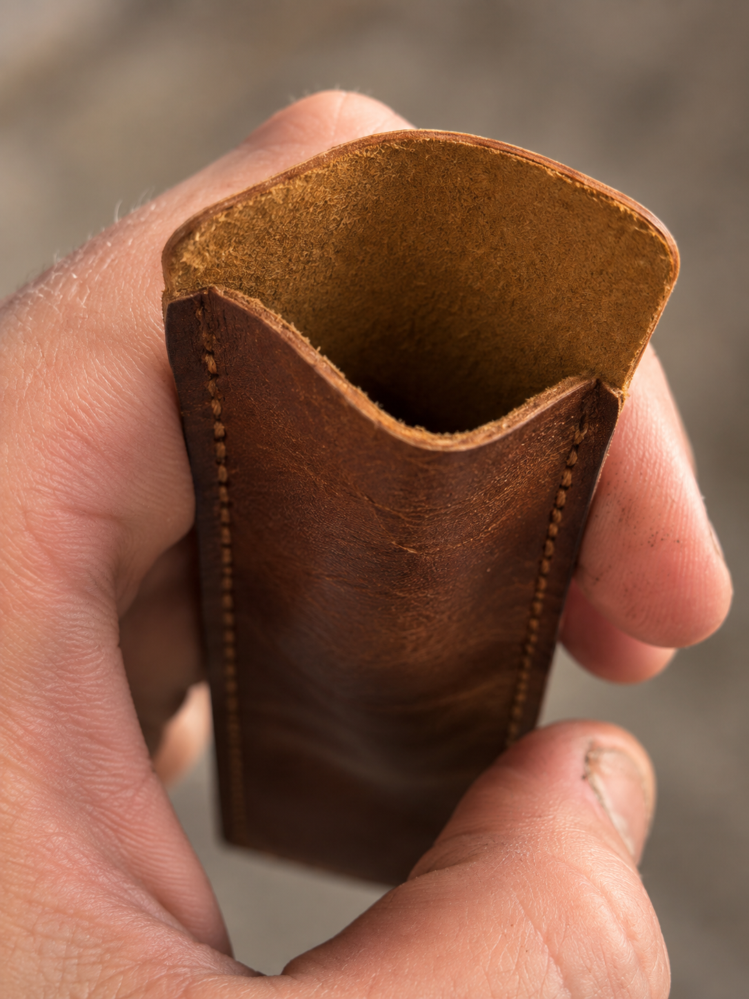Heritage Vegan Leather Daily Carry Sleeve | Slim Single-Pen Protection