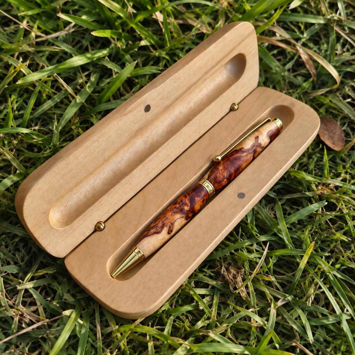 Solid Maple Heirloom Presentation Box